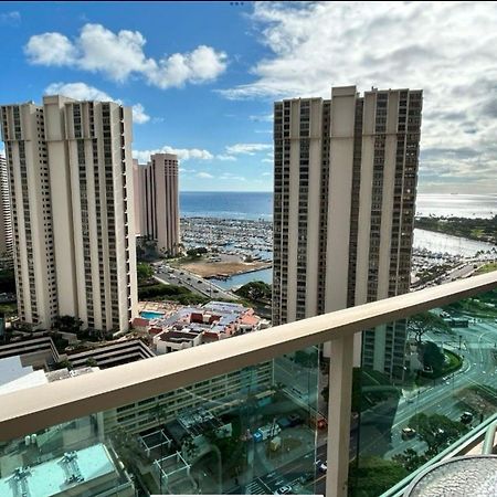 Ala Moana Hotel By Final Form هونولولو المظهر الخارجي الصورة